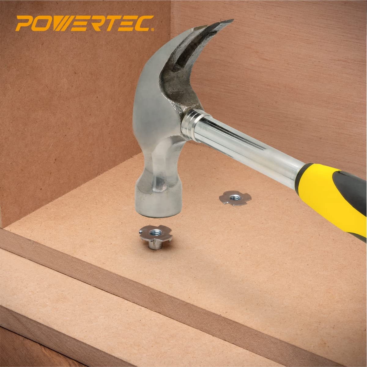 POWERTEC - Tuercas de 1/4-20 T, 50 piezas | Tuercas en T de 4 puntas para pernos y ruedas de vástago, insertos roscados para trabajar en madera, soportes para escalada en roca y muebles, para uso con