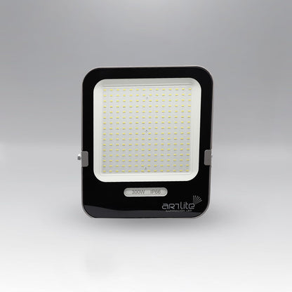 Reflector LED SMD Cuadrado Slim ARTLITE ARE-025 Blanco Frío 300W 37,500 Lúmenes Alta Potencia Eficiencia 125Lm/W IP66, Resistente al Lluvia, Polvo y luz Solar