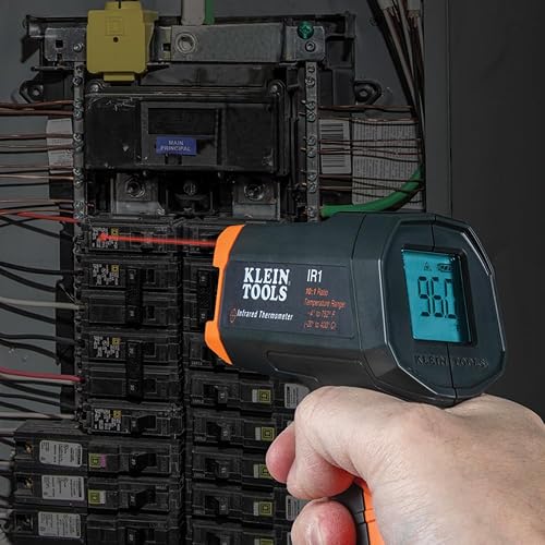Klein Tools IR1KIT Termómetro infrarrojo y kit de probador de receptáculos GFCI, medición digital de temperatura sin contacto y probador eléctrico