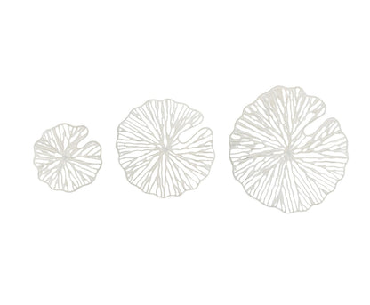 Creative Co-Op - Decoración de pared de papel y metal con forma de coral blanco hecho a mano (juego de 3 tamaños)