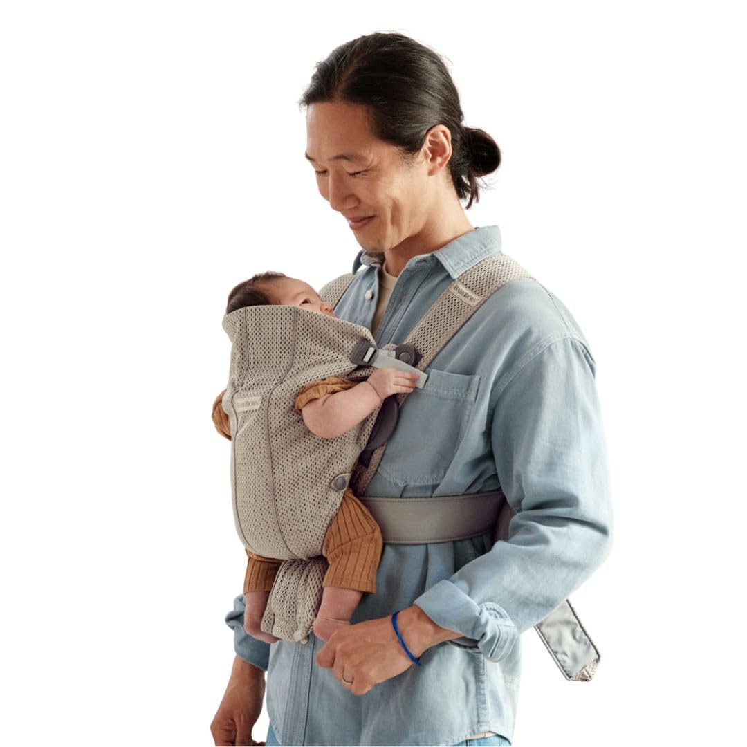 BabyBjörn Canguro Portabebé Mini, Gray Beige, 3D Mesh Newborn Carrier (7-15 lbs), Ergonomic, Easy-to-Use
