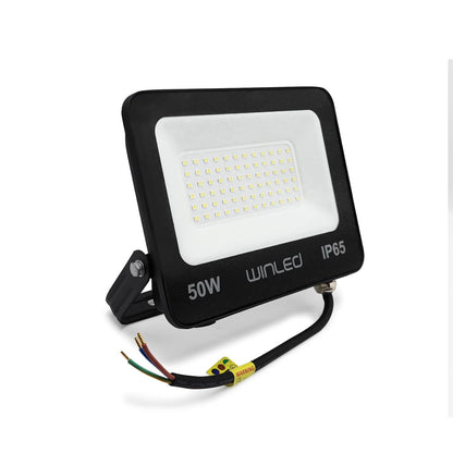 Reflector Winled WRE-013 Slim LED 50W SMD, 6,000 Lúmenes, Blanco Frío 6500K, IP65 Ideal para Exteriores e Interiores,