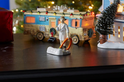 Department 56 Snow Village National Lampoon's Christmas Vacation Accessories - Figura Decorativa del Primo Eddie en la mañana, 2,95 Pulgadas, Multicolor