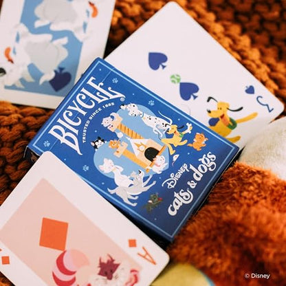 Naipes inspirados en Gatos y Perros de Disney, con Lady and The Tramp, Chesire Cat, 101 Dalmations, Yzma y Mucho más