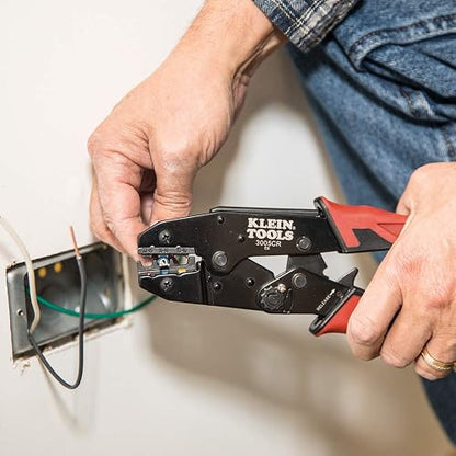 KLEIN TOOLS 3005CR | Pinza Ponchadora | 10-22 AWG | Matraca Integrada