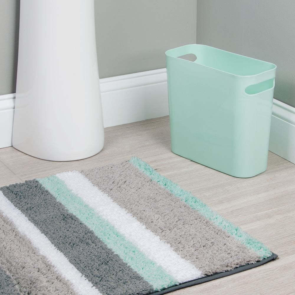 InterDesign Stripz Alfombra de Microfibra, para baño, 86.36 cm x 53.34 cm, Color Menta/Gris