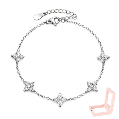 Xyphielle Pulsera de Trébol de la Suerte Color Plata para Mujer, Joyería para Mujer Regalo para Novia Esposa Mamá, Elegante para San Valentín Navidad Aniversario Cumpleaños