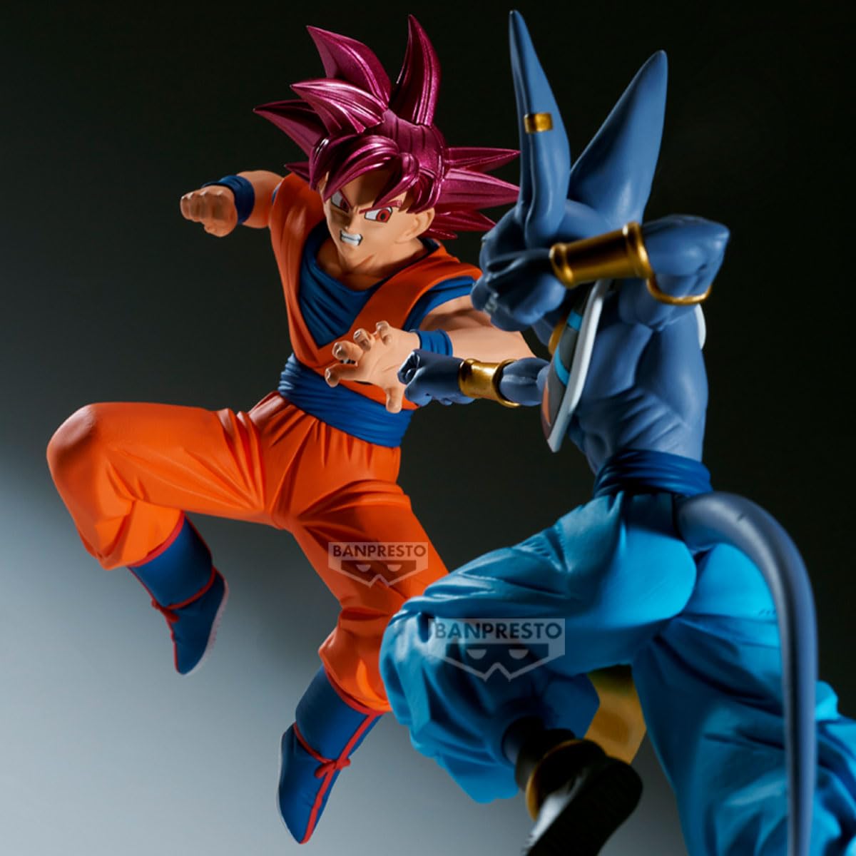 Banpresto - Dragon Ball Super Saiyan God Son Goku vs Beerus Match Makers Figura de colección 4.7 Pulgadas - Estatuilla Anime con Base y Pose dinámica para exhibición