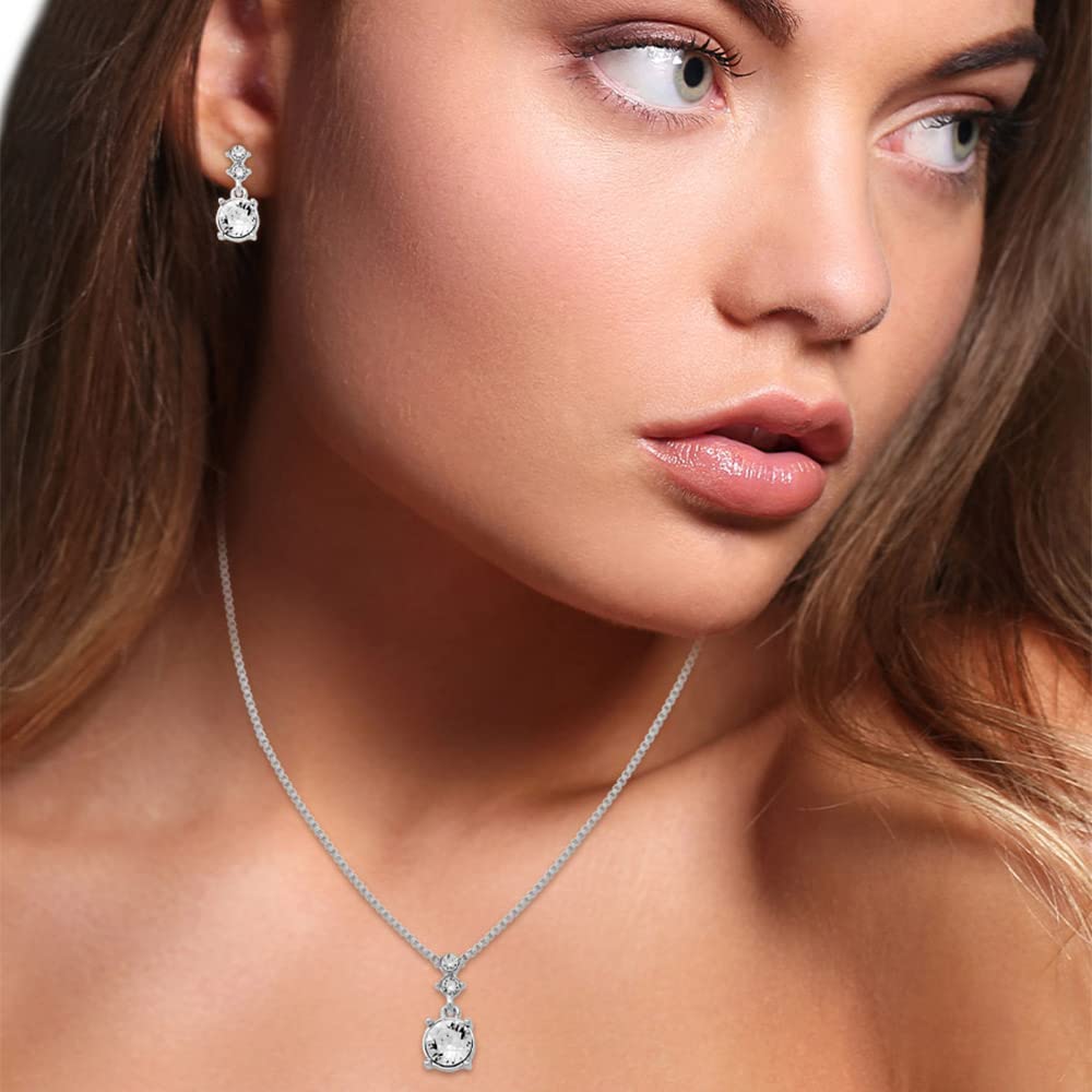 Nine West - Juego de collar y arete de tono plateado