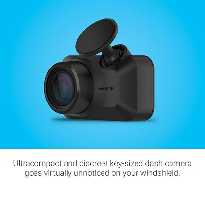 Garmin Dash CAM Mini 3 | Graba video HD 1080P con un campo de visión de 140 grados, cámara de tablero ultracompacta y de tamaño clave, control de voz