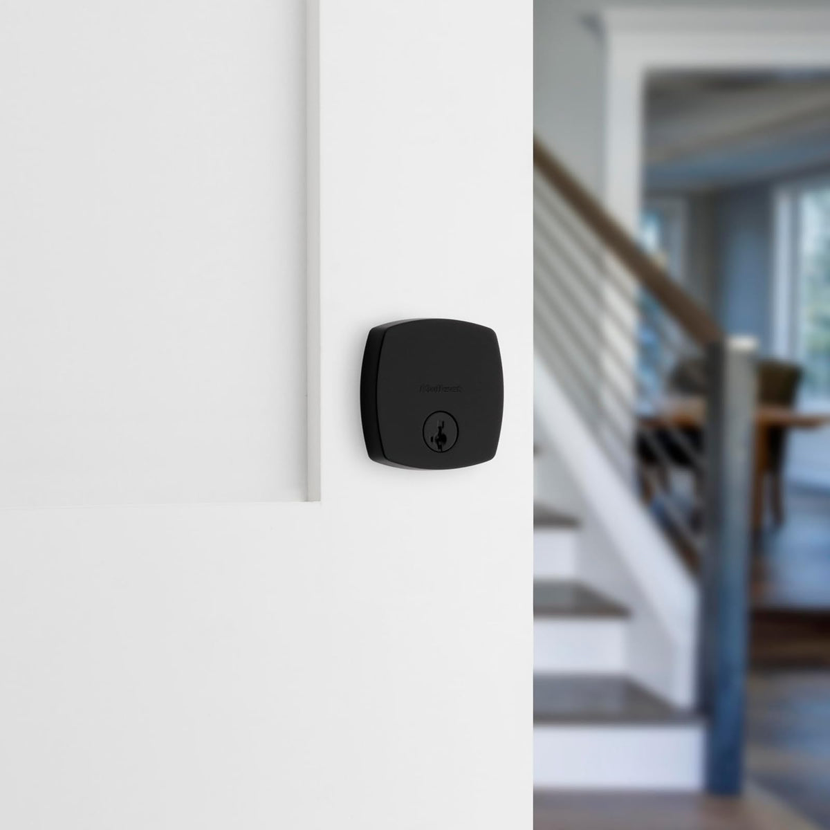 Kwikset Midtown - Cerradura de cerrojo para puerta de entrada frontal con llave, color negro mate, con seguridad SmartKey Rekey resistente a la selección, tornillo muerto de un solo cilindro, con
