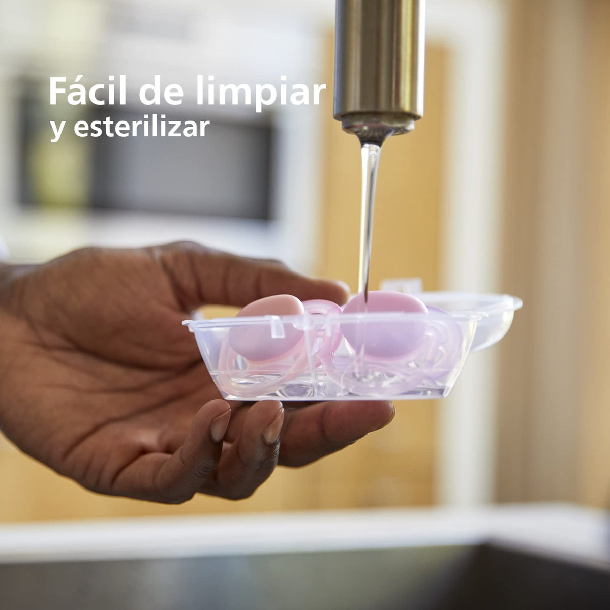 Philips Avent Chupón Ultra Air Ortodóntico Decorado | Permite que la piel respire | 98% de aceptación |Orificios extra grandes | Caja Esterilizadora | 0-6 m | 2 pz | SCF080/20
