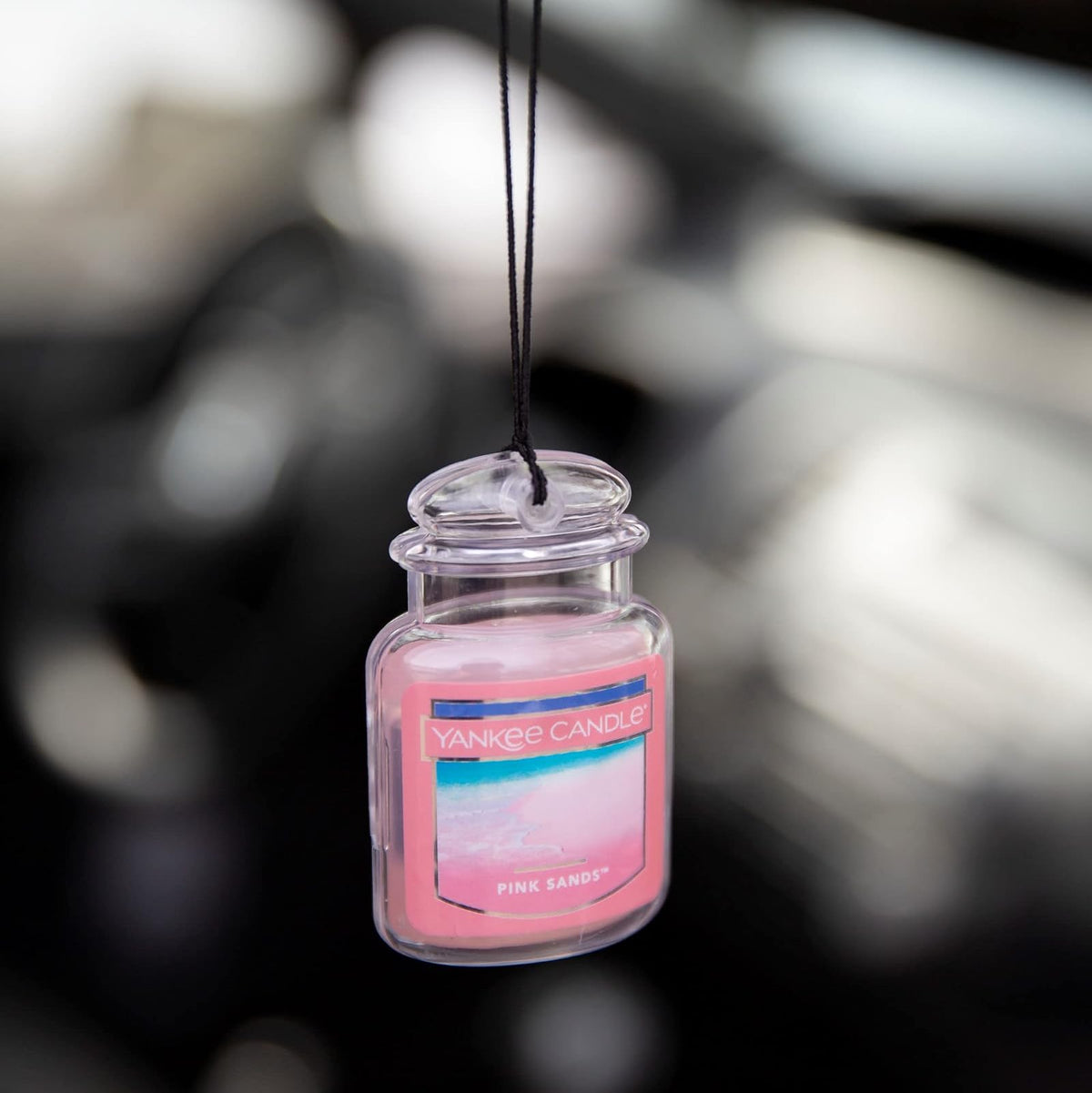 Yankee Candle - Juego de 3 ambientadores Colgantes para Automóvil, neutraliza los olores hasta 30 días. Incluye: Arena Rosa y Sol y Arena (Paquete de 3)