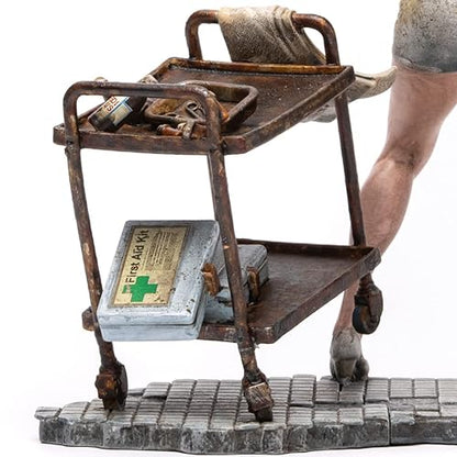 Numskull Silent Hill Figura de Enfermera de Cabeza de Burbuja de 9 Pulgadas, Estatua de réplica Coleccionable – Producto Oficial Silent Hill – Edición Limitada Exclusiva