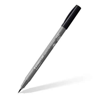 STAEDTLER Pigment Arts - Bolígrafo de pincel suave, color gris, paquete de 6 bolígrafos, 372 C6