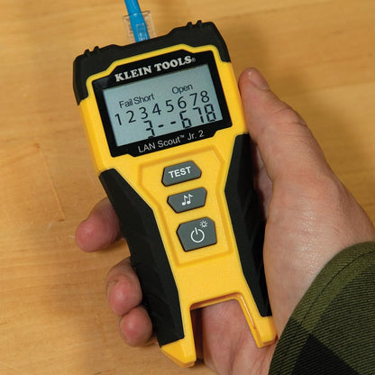 KLEIN TOOLS VDV526-200 | Probador Ethernet | CAT 5e, CAT 6/6A | Puerto RJ45 | Comprueba conexiones Ethernet CAT 5e, CAT 6 y CAT 6A con RJ45 para detectar fallas y validar cableado con facilidad.