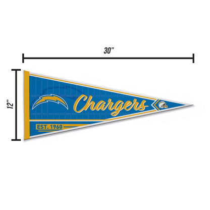Rico Industries NFL Los Angeles Chargers - Banderín clásico de fieltro suave de 12 x 30 pulgadas, fácil de colgar, decoración del hogar (sala de juegos, cueva de hombre, habitación de cama)