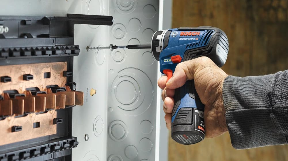 BOSCH GSR12V-300FCB22 Sistema de taladro/driver 5 en 1 sin escobillas de 12V Max EC con (2) baterías de 2 Ah