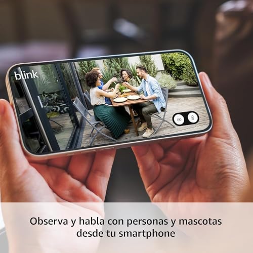 Blink Outdoor 4 - Cámara de seguridad inalámbrica inteligente, con dos años de duración de batería, compatible con Alexa. Sync Module 2 incluido. Sistema de 1 cámara (Negro)