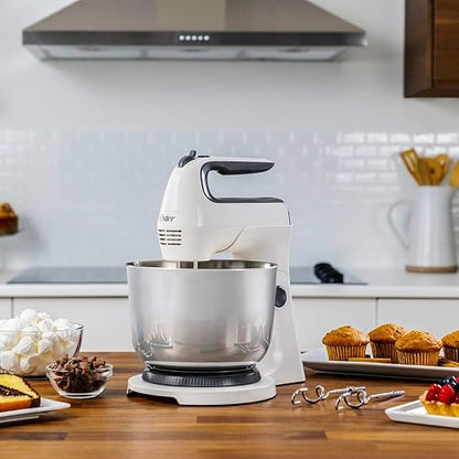 Oster Batidora de Mano y Pedestal 250 W con 6 Velocidades y Tazón de 3.7 L | Acción giratoria para mezclar 2 veces más rápido y uniforme, función Turbo, incluye ganchos amasadores, blanco, FPSTHS3612