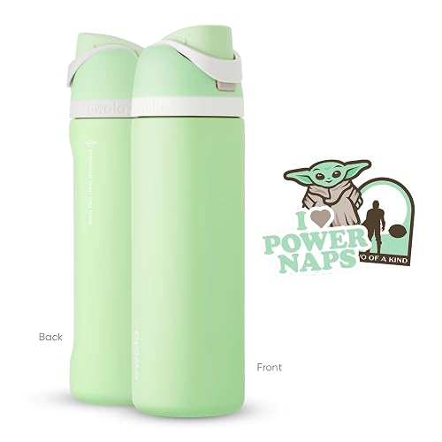 Owala Star Wars FreeSip - Botella de agua aislada de acero inoxidable con popote para deportes y viajes, sin BPA, 24 onzas, más fuerte de lo que piensas