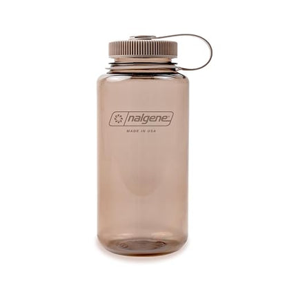 Nalgene - Botella de agua reutilizable reciclada monocromática sin BPA para mochileros, senderismo, gimnasio, 32 onzas inastillable, color moca