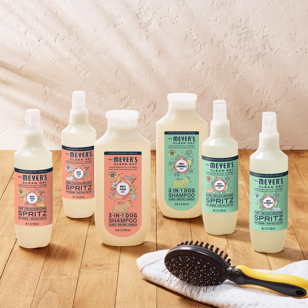 Mrs. Meyer’s Dog DeodSpritz Manzanilla Dulce 236 ml | Spray desodorante para perros con aroma a manzanilla | Refresca, calma y elimina olores