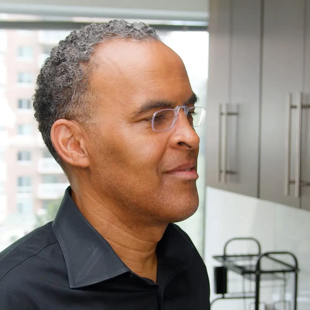 ThinOPTICS Reading Glasses on your Phone, Universal Pod Black Case , +1.50 Blue Glasses