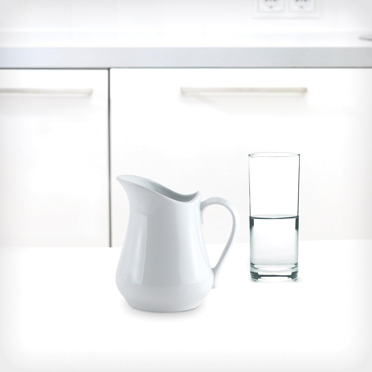 HIC - Jarra de crema con asa, porcelana blanca fina, 16 onzas