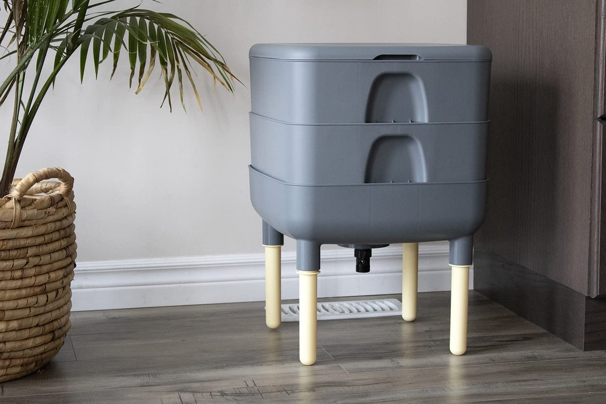 FCMP Outdoor - The Essential Living Composter, compostador de Gusano de 2 bandejas, Gris