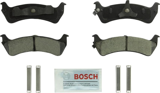 BOSCH BC667 QuietCast Juego de pastillas de freno de disco de cerámica premium - Compatible con Ford Explorer, Explorer Sport, Explorer Sport Trac; Mercury Mountaineer; trasero