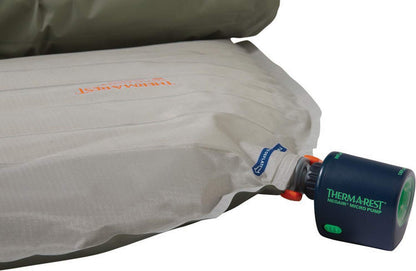 Therm-a-Rest NeoAir - Bomba de Aire Micro eléctrica para Almohadillas para Orejas de Dormir, Color Negro