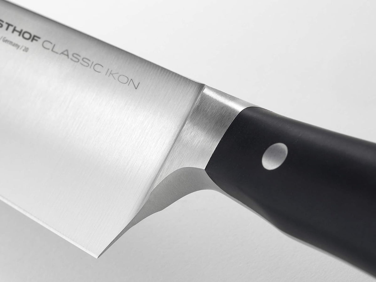 WÜSTHOF Classic Ikon - Cuchillo de Chef 6" (16 cm), Acero Alemán Forjado, Cuchillo Profesional Multiusos, Mango Ergonómico,