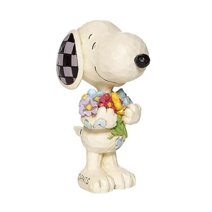Enesco Peanuts by Jim Shore Snoopy Holding Spring Flowers - Figura en Miniatura, 3 Pulgadas, Multicolor, Blanco