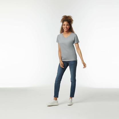 Gildan Playera de algodón Pesado con Cuello en V, Paquete de 2 Camiseta para Mujer