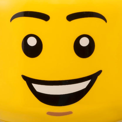 Lego: Taza de cerámica pequeña - Happy Boy - 8.5 onzas (255 ml), cabeza clásica de miniaturas amarilla, taza novedosa, apta para lavaplatos, bebidas calientes y frías, gráfico facial