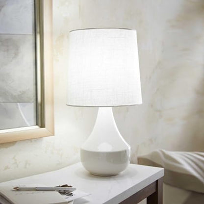 Philips LED EcoHome Paquete de 8 Focos 10W Luz Fría, Ahorro de Energía, Iluminación Potente para el Hogar, Encendido Instantáneo, Larga Duración, Uso Diario en Diferentes Espacios