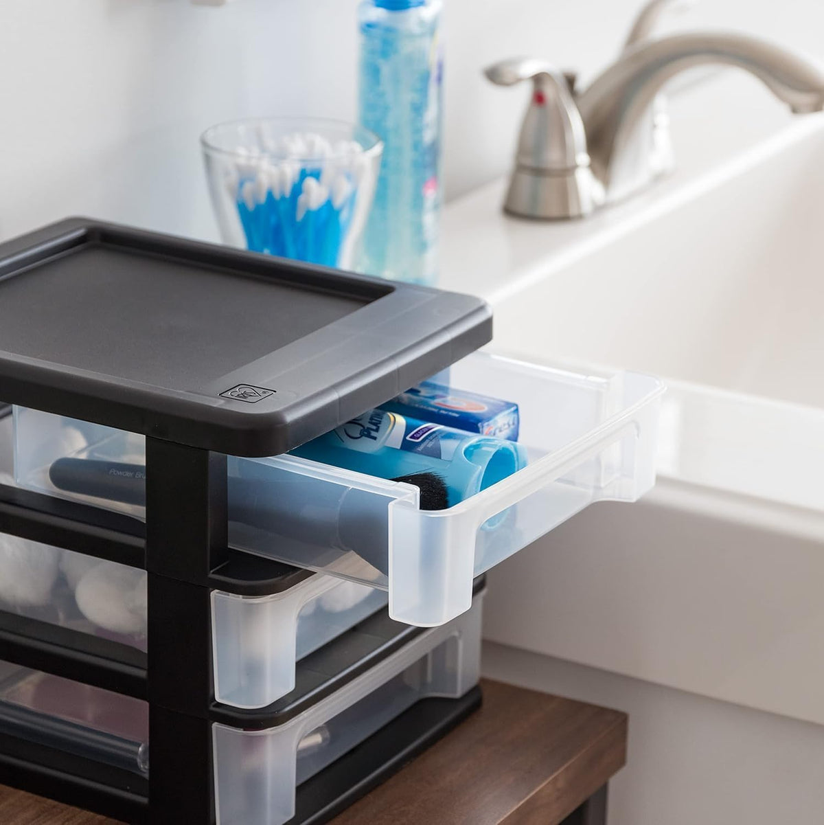 IRIS USA Paquete de 4 Organizadores Apilables de 3 Cajones, Negro | Organiza artículos de oficina, papelería, maquillaje, manualidades y esenciales diarios en el escritorio