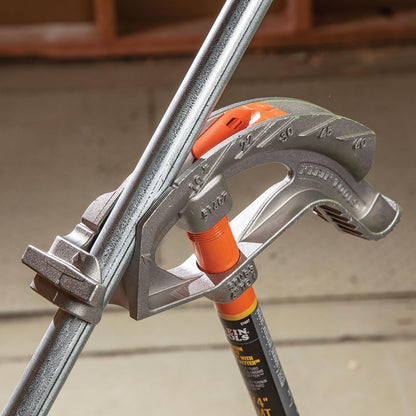 KLEIN TOOLS 51607 | Doblador De Conduit 3/4" EMT | Cabeza De Aluminio | Logra dobleces precisos y repetibles con Angle Setter; su pedal ancho brinda estabilidad y facilita el trabajo en conduit.