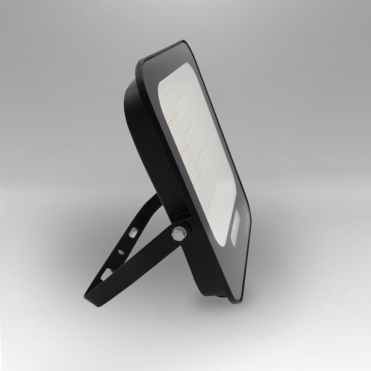 Reflector Winled WRE-015 Slim LED 50W SMD RGB Con Control Remoto, Multicolor, 6,000 Lúmenes Maximo. 16 Colores, Encendido, Apagado, 4 Programas y Atenuador, IP65 Ideal para Exteriores e Interiores