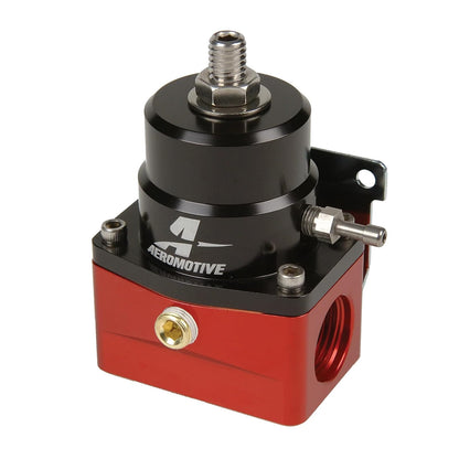 Aeromotive A1000 Regulador Combustible 13101 | Rojo, estilo retorno inyectado, ajustable 40-75 PSI