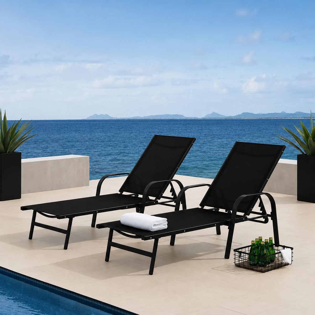 Midtown Concept Set de 2 Camastros para Jardin y Alberca, Uso Exterior, de Acero, Asiento y Respaldo de Textilino, Respaldo Ajustable Multinivel Color Negro