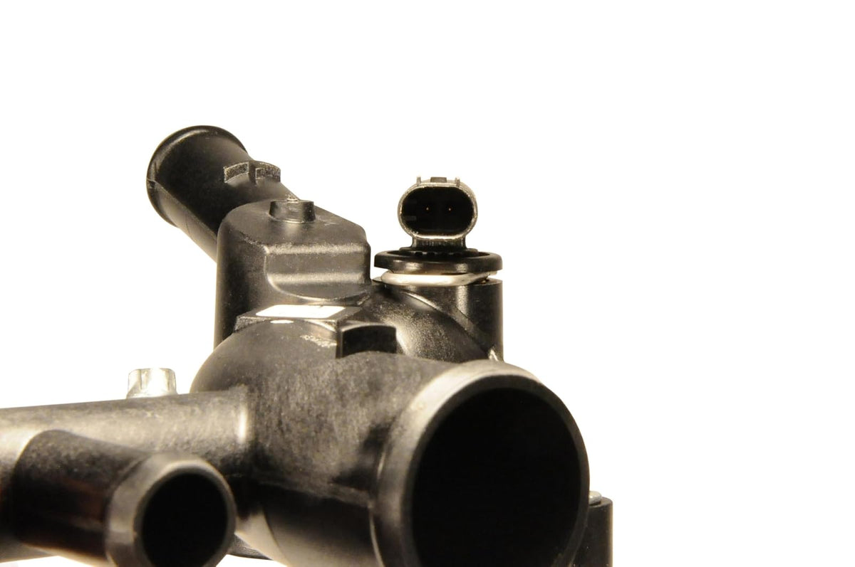 GM Genuine Parts Salida de Agua del Refrigerante del Motor 15-11105