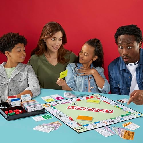 Hasbro Gaming Monopoly - Juego de Mesa de Negociar Propiedades con Bandeja de Almacenamiento y Tokens Grandes para 2 a 6 Jugadores a Partir de 8 años