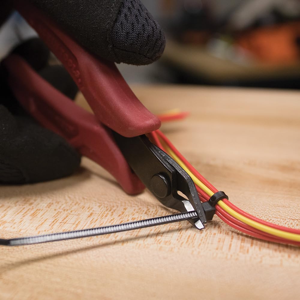 KLEIN TOOLS D275-5 | Pinza Cortadora Al Ras | 5" | Cortes Precisos | Pinzas de corte de 5" para cortes al ras en cables de hasta 16 AWG, ideales para trabajar fácilmente en espacios reducidos.