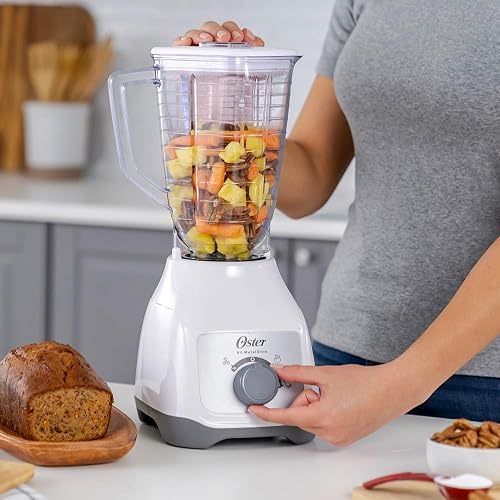 Oster® Licuadora Con Vaso De Plástico Y Control De Perilla