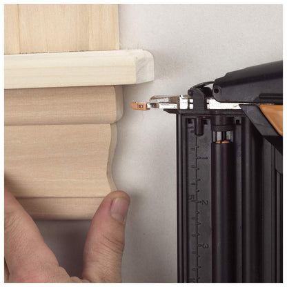 BOSTITCH Clavadora neumática calibre 18 BTFP12233