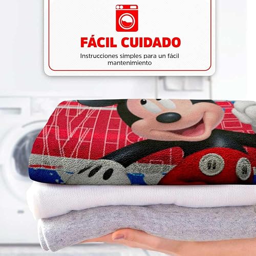 Providencia Toalla Mickey Premium para Baño 75 x 150 cm. Estampado Digital Disney. Tacto Suave