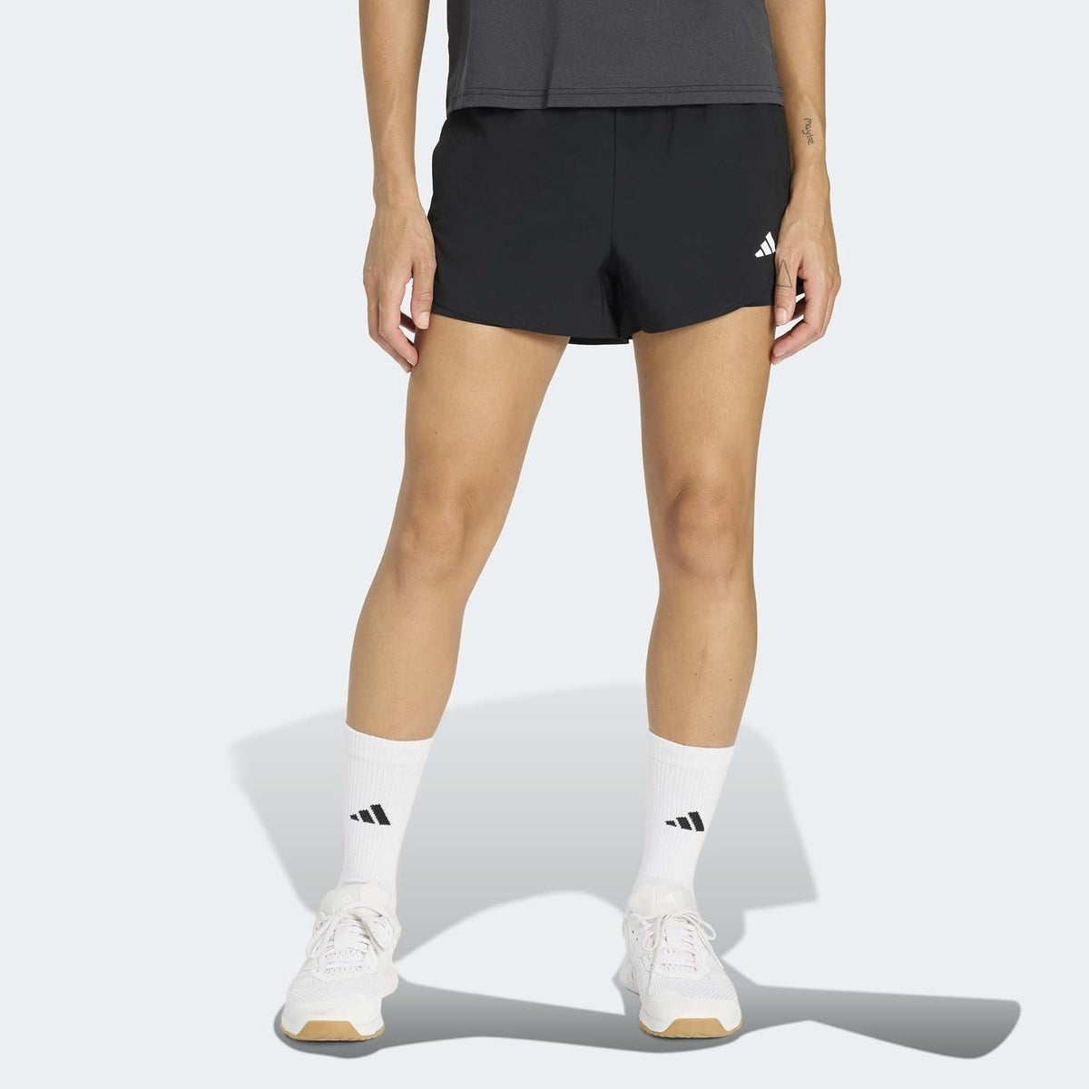 adidas adidas Shorts Essentials Pantalones Cortos Mujer
