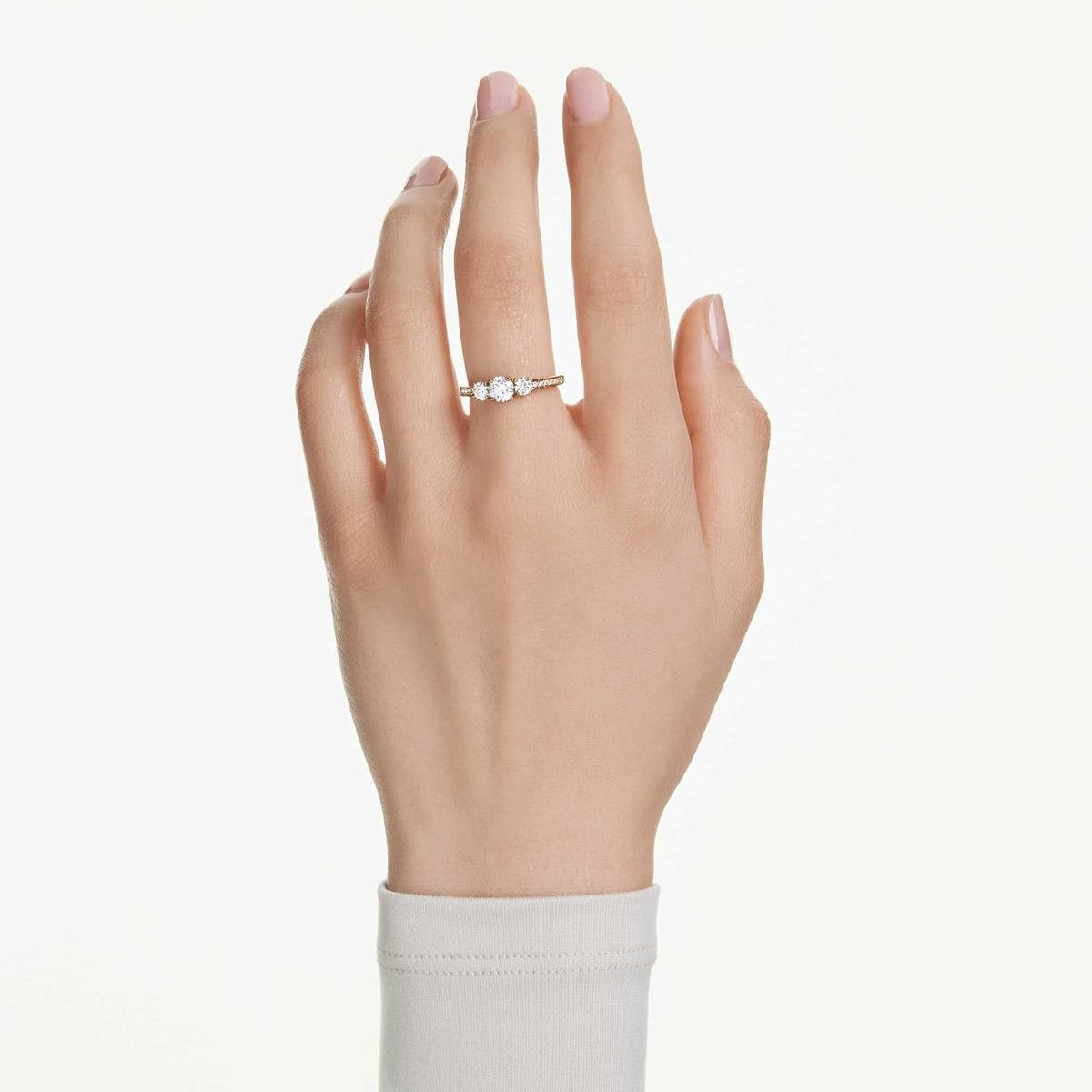 Swarovski Anillo Stilla Attract, Talla redonda, Blanco, Baño tono oro